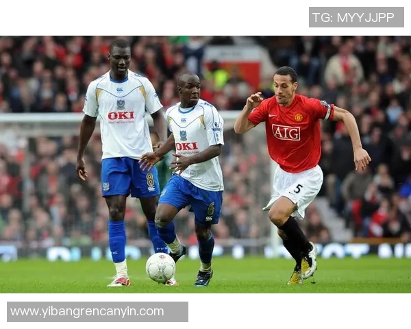 全球顶级足球右前卫球星排名分析及表现对比